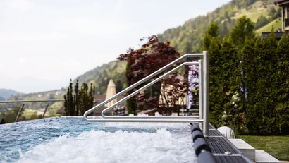 Wellness im Alpenschlössel: Ruhe und Wärme in Südtirol