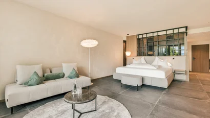 Wellness im Alpenschlössel: Ruhe und Wärme in Südtirol