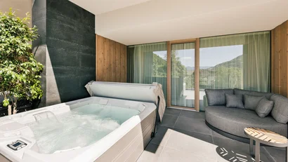 Wellness im Alpenschlössel: Ruhe und Wärme in Südtirol