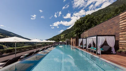 Wellness im Alpenschlössel: Ruhe und Wärme in Südtirol