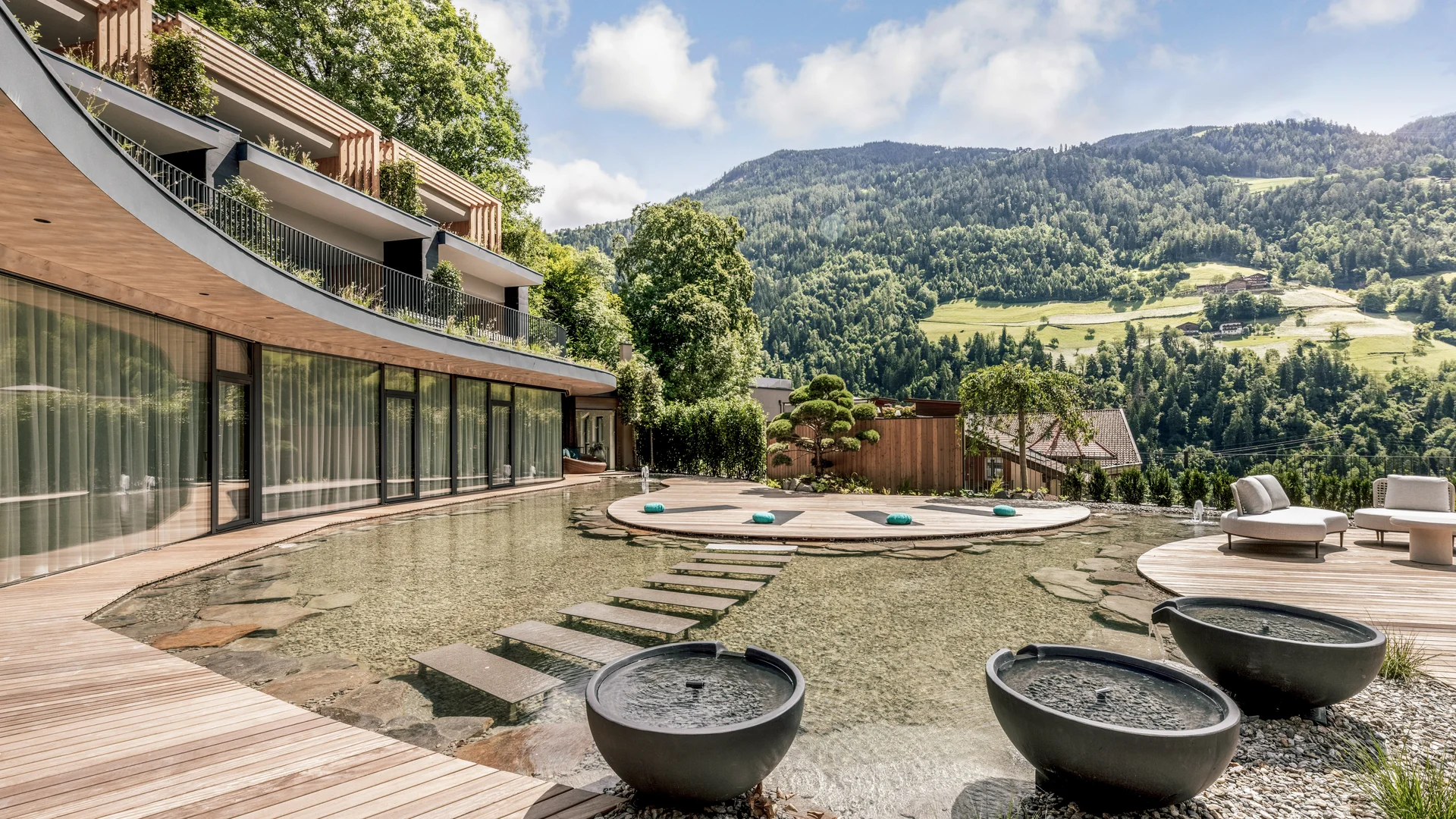 Wellness im Alpenschlössel: Ruhe und Wärme in Südtirol